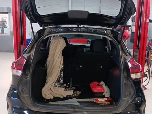 Used 2023 Nissan Kicks S image 14