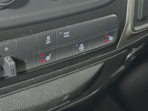 Used 2018 RAM 2500 Big Horn AWD/4WD image 12