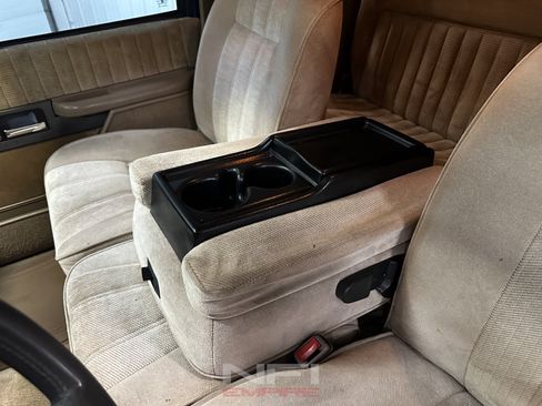 Used 1993 Chevrolet Silverado 3500 4x4 Extended Cab image 35