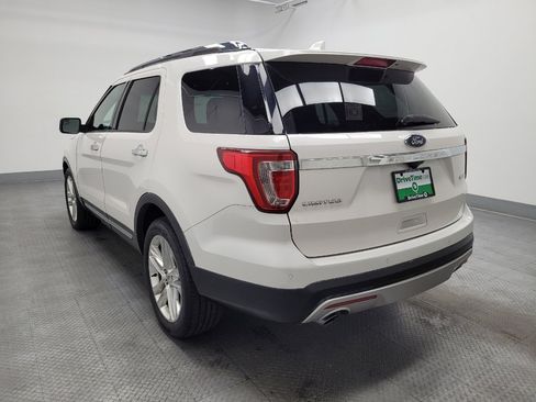 Used 2016 Ford Explorer Limited image 5