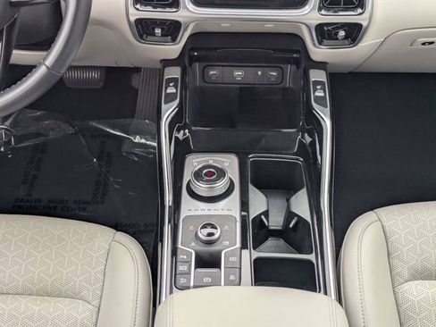 Used 2022 Kia Sorento SX image 20
