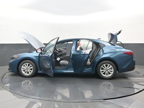 New 2026 Toyota Camry LE w/ Convenience Package image 32