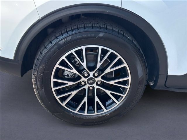 Certified 2023 Ford Escape SE w/ PHEV Premium Package FWD image 11