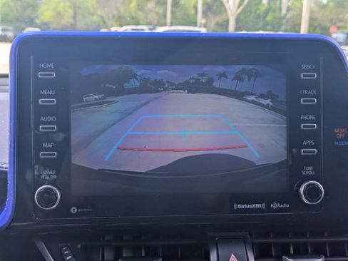 Used 2021 Toyota C-HR XLE image 13