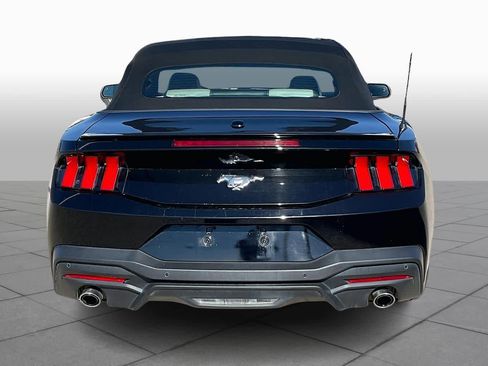 Used 2024 Ford Mustang Premium image 4