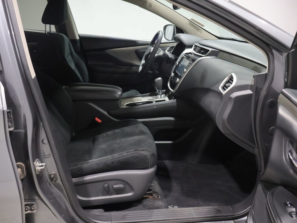 Used 2018 Nissan Murano SV AWD/4WD image 26