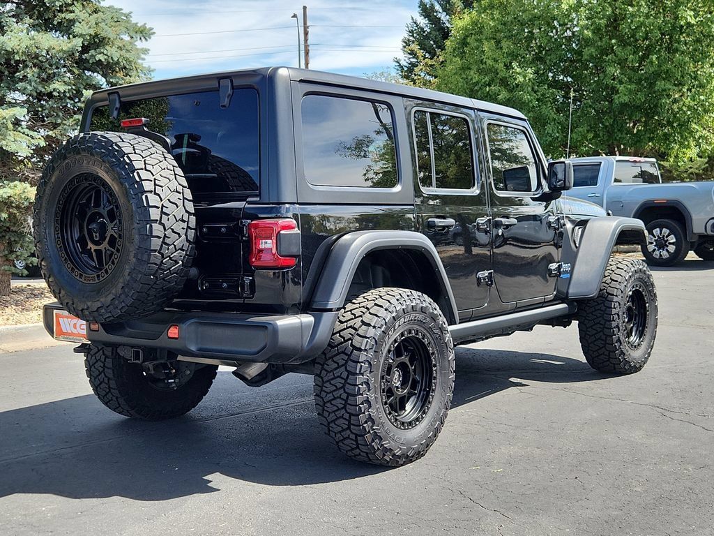 Used 2022 Jeep Wrangler Unlimited Rubicon 4xe w/ Cold Weather Group AWD/4WD image 4