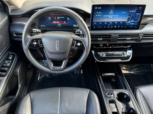 Used 2025 Lincoln Corsair Grand Touring w/ Equipment Group 301A image 14