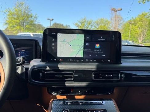 New 2025 Lincoln Aviator Black Label image 9