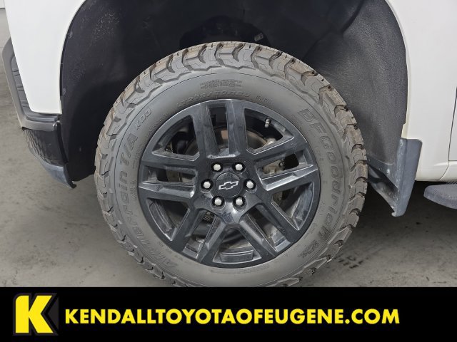 Used 2021 Chevrolet Silverado 1500 LT Trail Boss w/ Convenience Package II AWD/4WD image 9