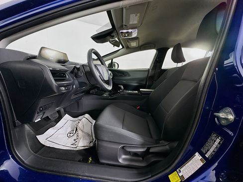 Used 2025 Toyota Prius LE image 13