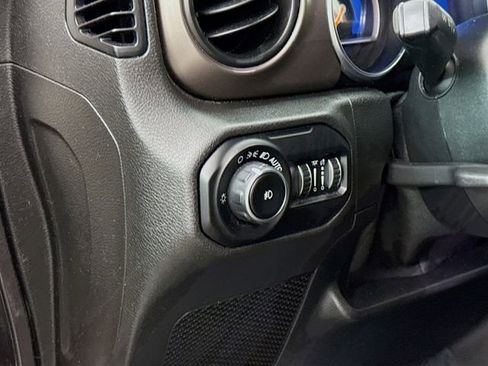 Used 2020 Jeep Wrangler Unlimited Sport image 10