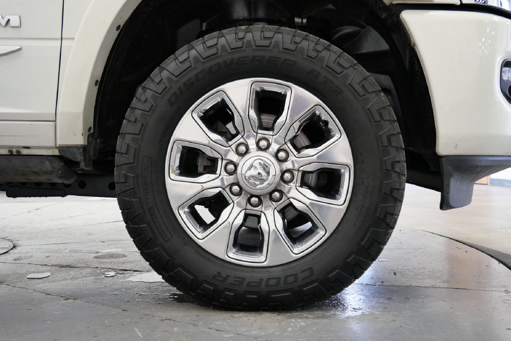 Used 2021 RAM 2500 Limited AWD/4WD image 36