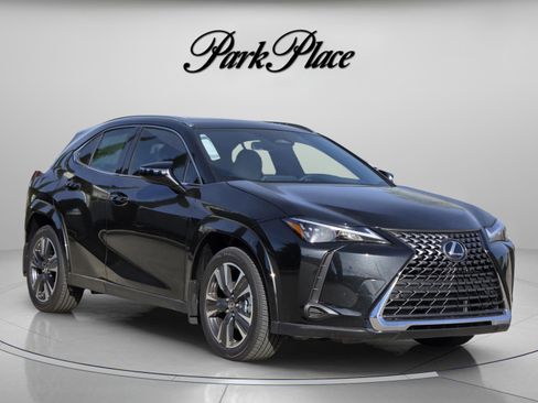 New 2026 Lexus UX 300h FWD image 4