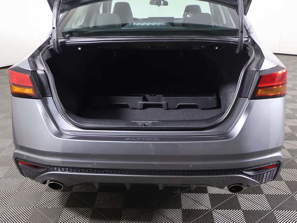 Used 2024 Nissan Altima 2.5 SL AWD/4WD image 16