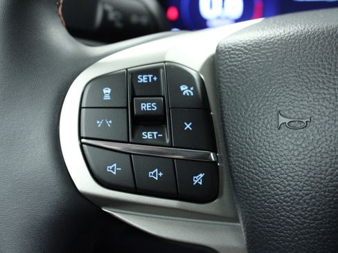 New 2026 Ford Explorer Active image 21