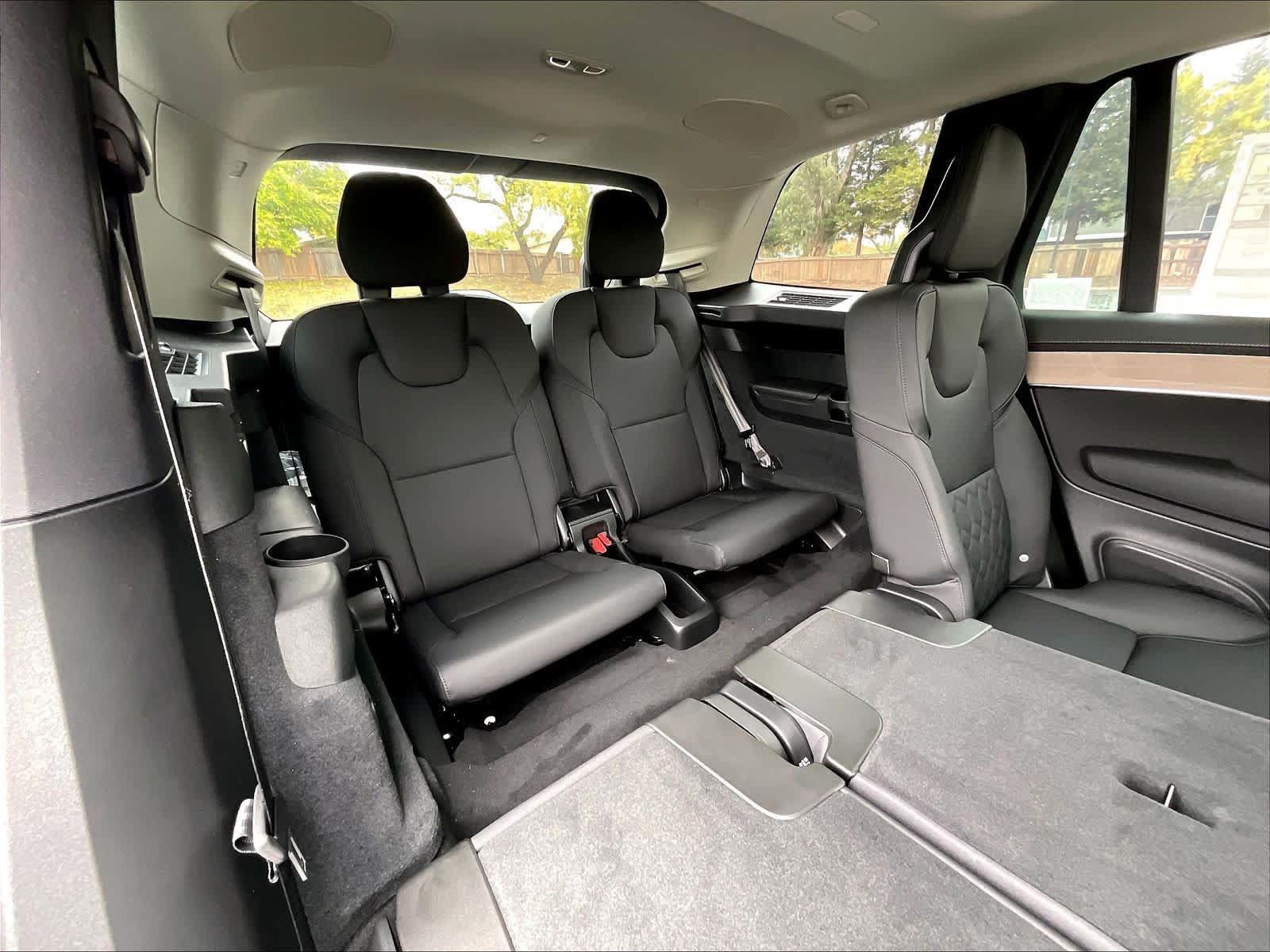 New 2026 Volvo XC90 B5 Plus w/ Protection Package AWD/4WD image 28