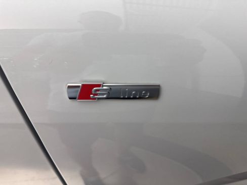 Used 2025 Audi Q5 Premium Plus w/ Premium Plus AWD/4WD image 46
