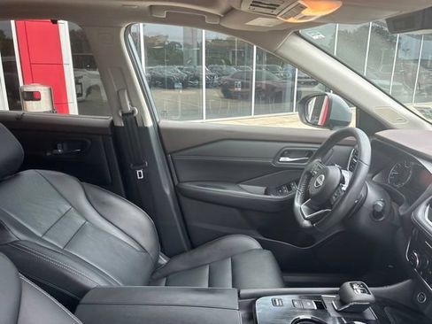 Used 2023 Nissan Rogue SL w/ SL Premium Package FWD image 10