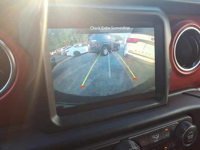 Used 2022 Jeep Wrangler Unlimited Rubicon w/ Steel Bumper Group AWD/4WD image 19