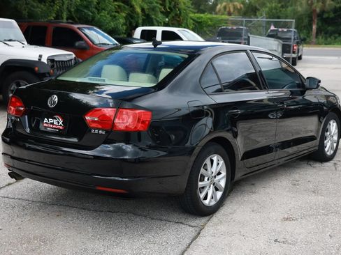 Used 2012 Volkswagen Jetta SE FWD image 6