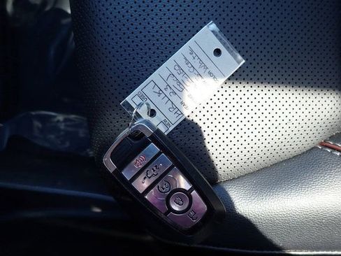 Used 2023 Ford F150 Lariat w/ Equipment Group 502A High image 31