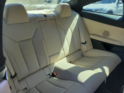 Used 2021 BMW 430i Coupe w/ Convenience Package RWD image 10