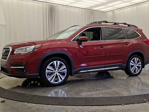 Used 2021 Subaru Ascent Limited w/ Technology Package image 3