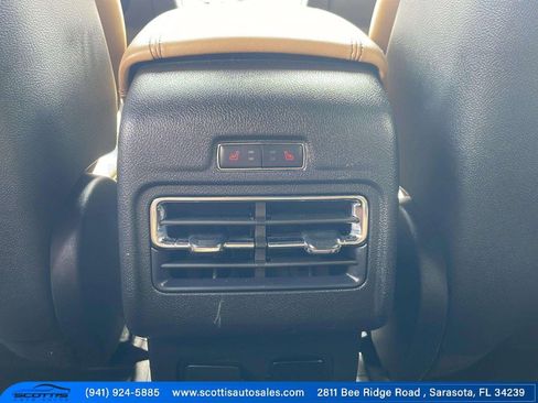 Used 2020 Lincoln Corsair Reserve w/ Equipment Group 201A image 23