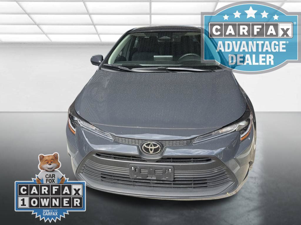 Used 2025 Toyota Corolla LE FWD image 6