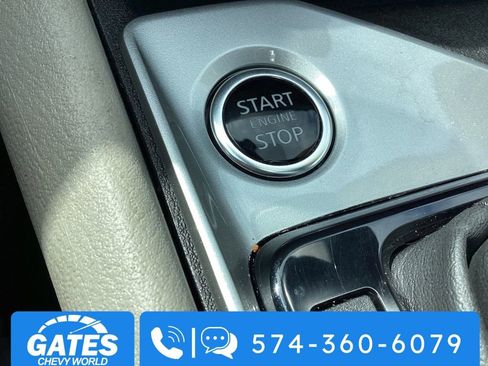 Used 2025 Nissan Altima 2.5 SV image 17