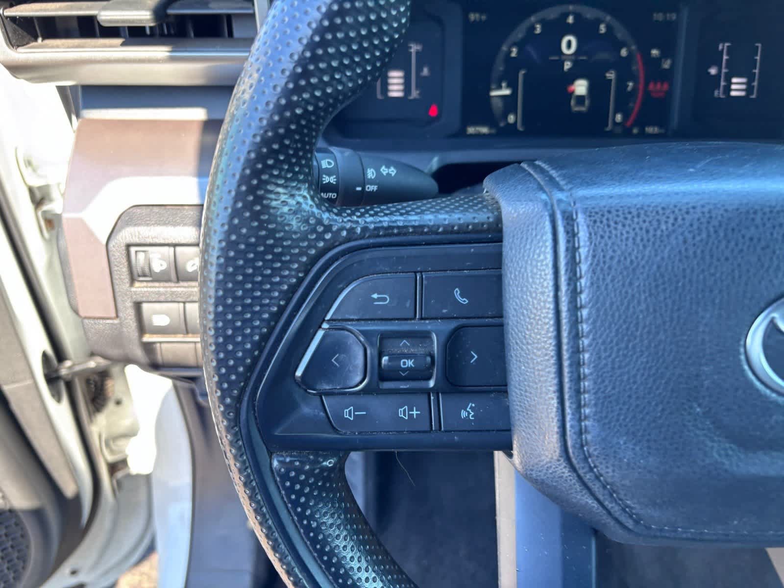 Used 2024 Toyota Tacoma SR5 RWD image 18