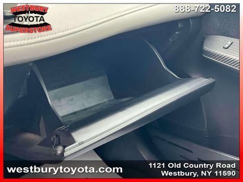 Used 2015 Toyota RAV4 XLE AWD/4WD image 28