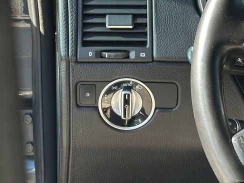 Used 2016 Mercedes-Benz G 550 image 22