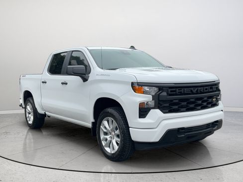 New 2026 Chevrolet Silverado 1500 Custom AWD/4WD image 1