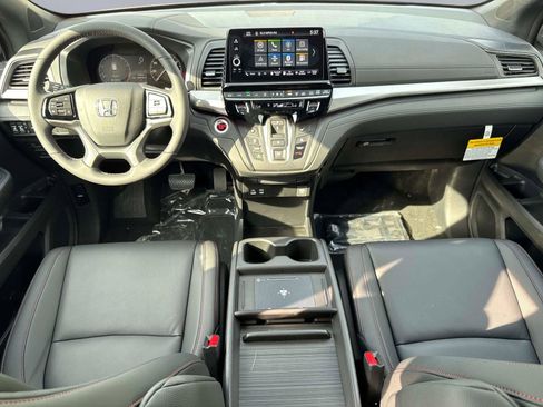 New 2026 Honda Odyssey Sport-L image 17