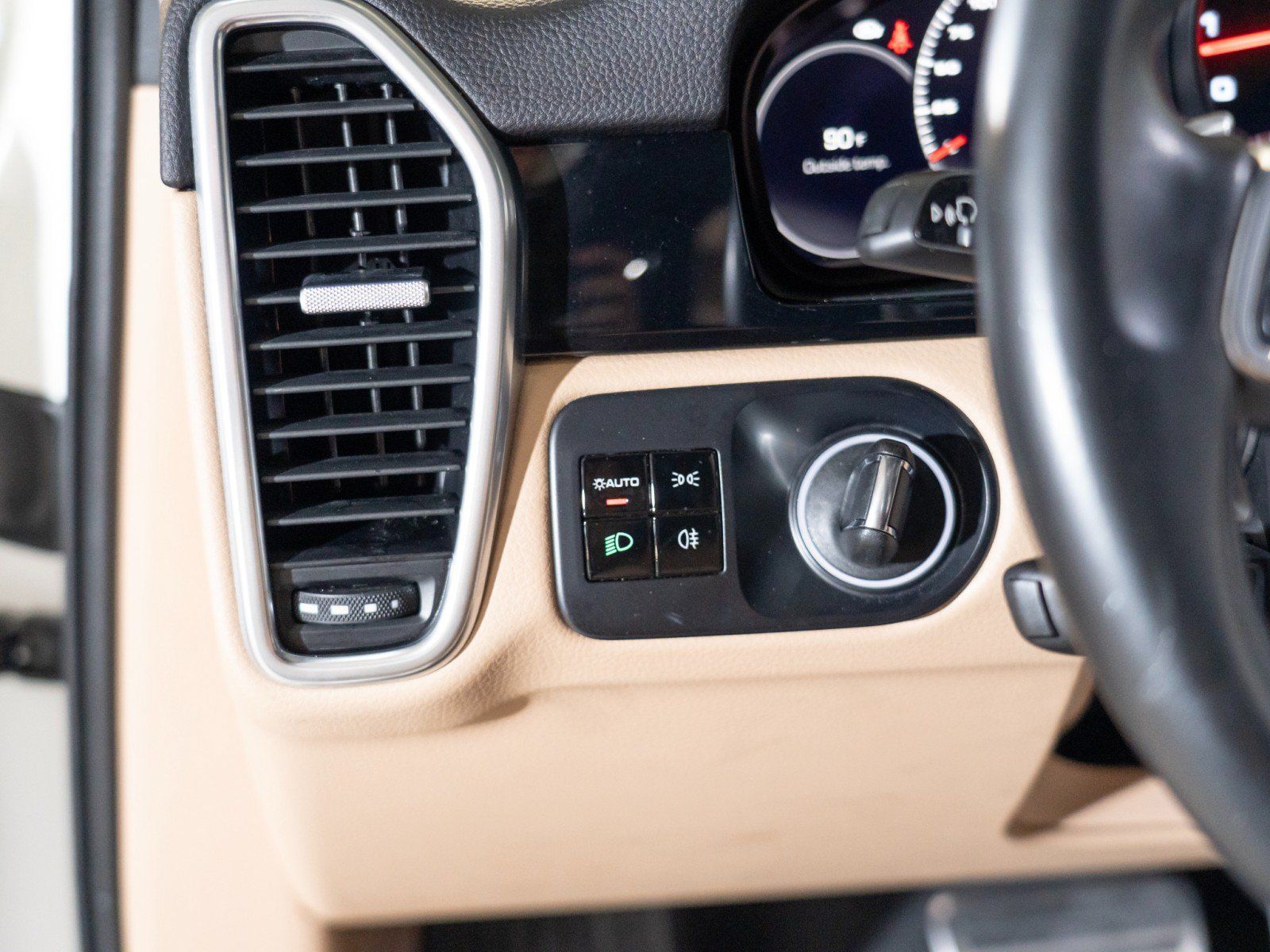 Certified 2021 Porsche Cayenne S AWD/4WD image 24