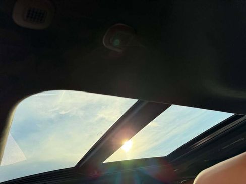 New 2026 Chrysler Pacifica Pinnacle image 27