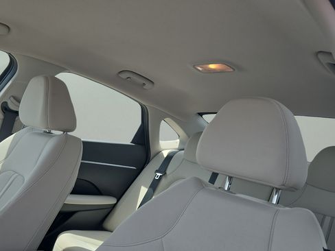 Used 2025 Hyundai Sonata SE FWD image 15