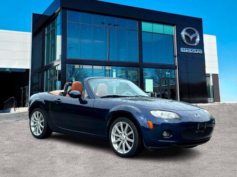 Used 2007 MAZDA MX-5 Miata Grand Touring RWD image 1