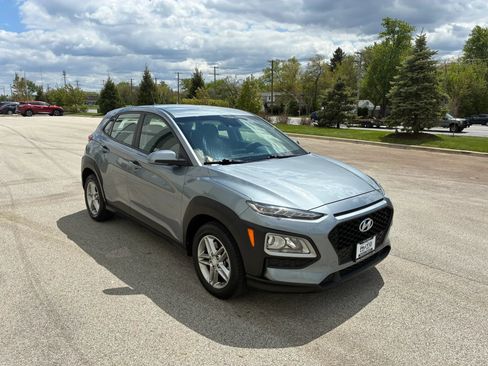 Used 2019 Hyundai Kona SE AWD/4WD image 3