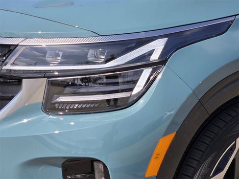 New 2026 Kia Seltos SX image 6