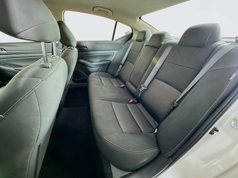 Used 2025 Nissan Altima 2.5 SV image 26