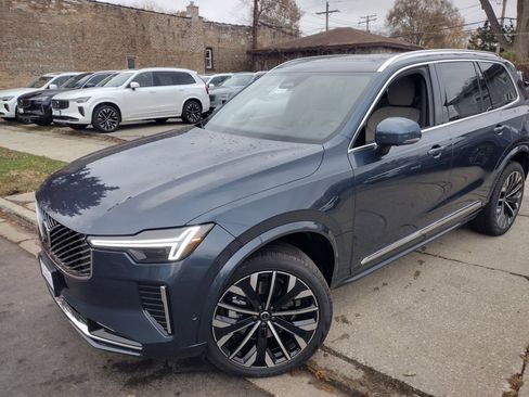 New 2026 Volvo XC90 B6 Plus w/ Protection Package Premier image 2