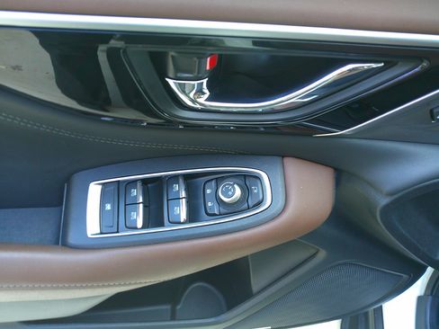 Used 2022 Subaru Outback Touring XT image 15