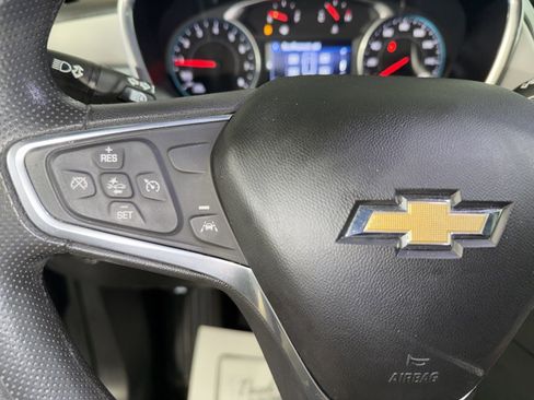 Used 2022 Chevrolet Equinox LT FWD image 27