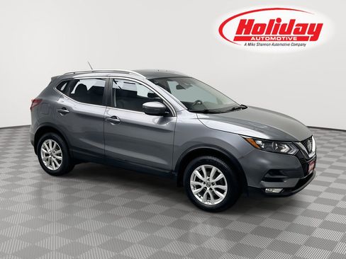 Used 2020 Nissan Rogue Sport SV w/ All-Weather Package AWD/4WD image 1