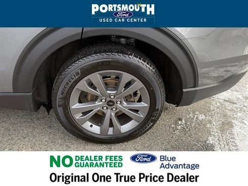 Used 2022 Ford Explorer XLT w/ Equipment Group 202A image 28