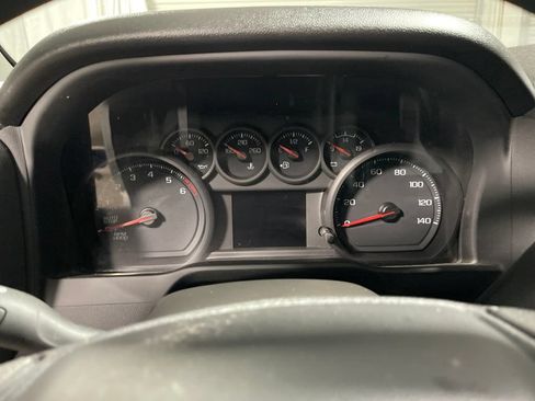 Used 2023 Chevrolet Silverado 1500 Custom Trail Boss AWD/4WD image 29