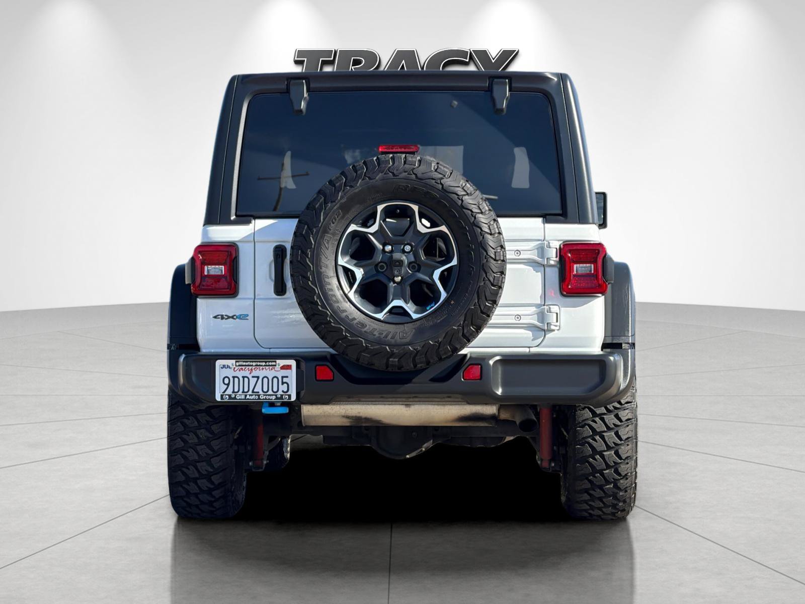 Used 2022 Jeep Wrangler Unlimited Rubicon 4xe w/ Cold Weather Group AWD/4WD image 5